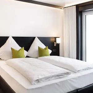 Mak By Wmm Hotel